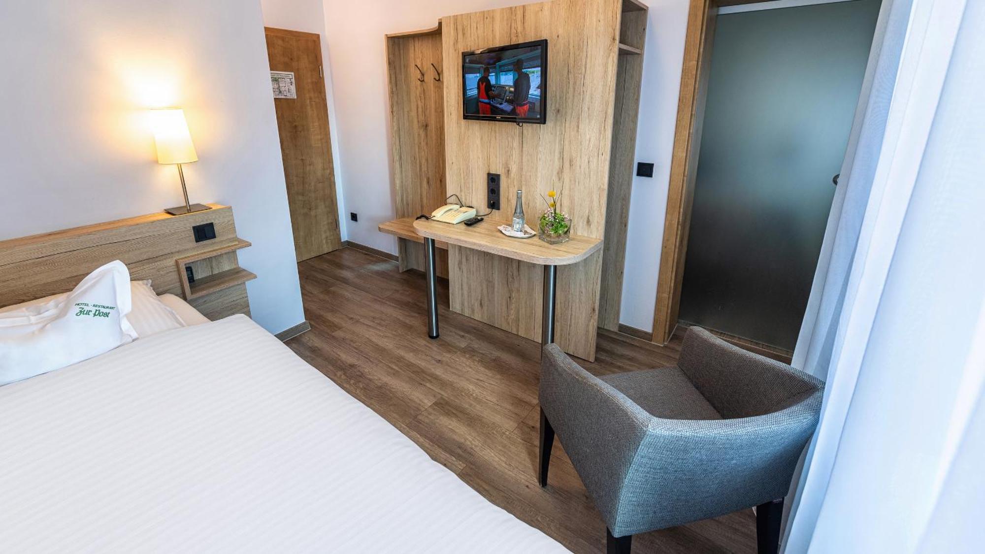 Hotel Restaurant "Zur Post" Holdorf Buitenkant foto