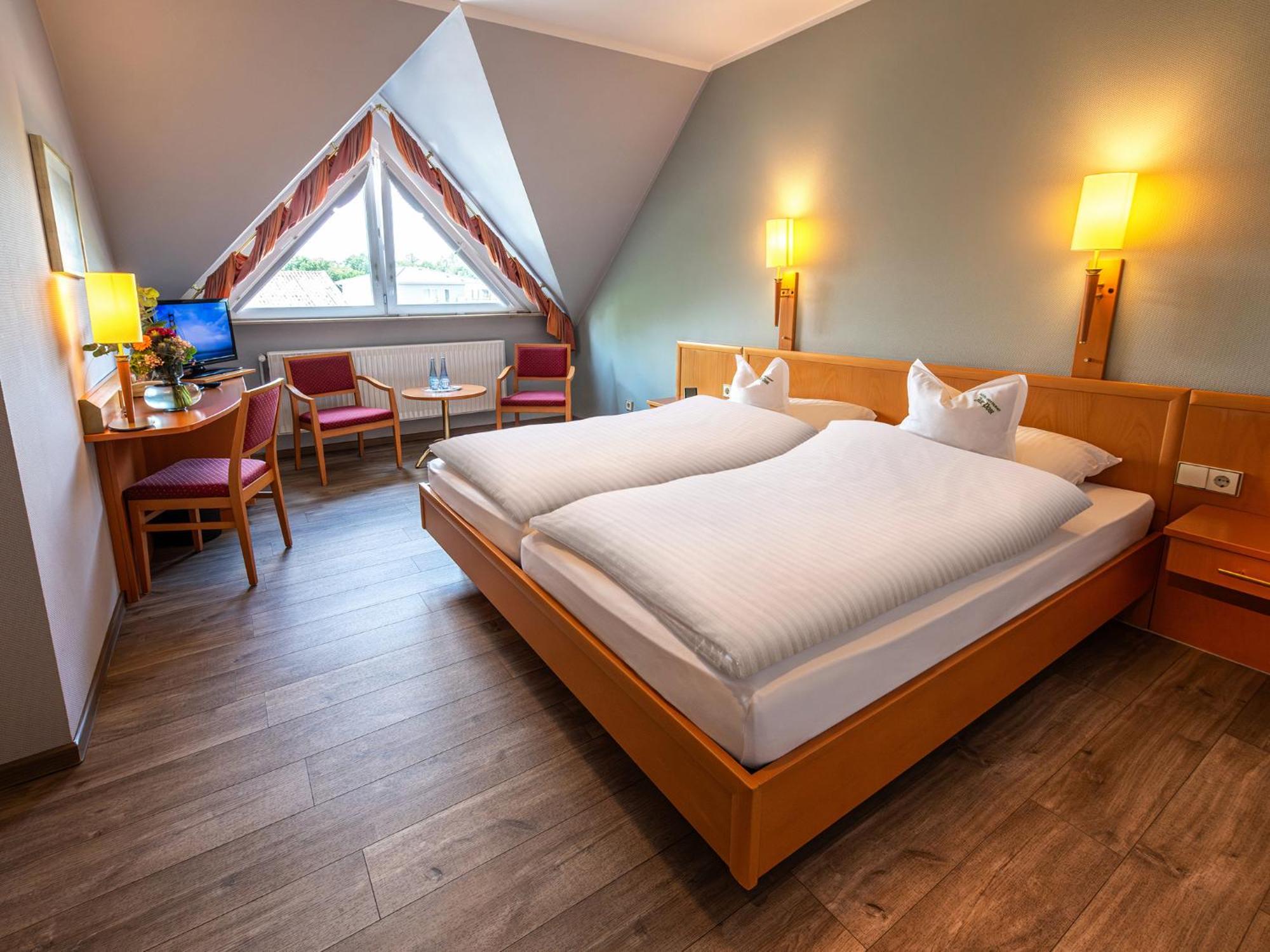 Hotel Restaurant "Zur Post" Holdorf Buitenkant foto