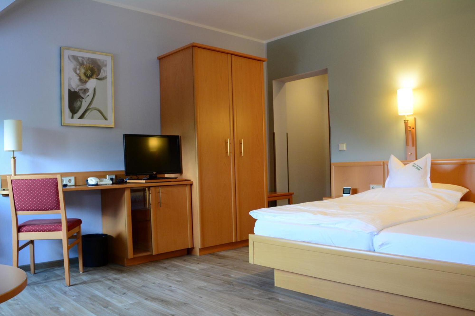 Hotel Restaurant "Zur Post" Holdorf Buitenkant foto