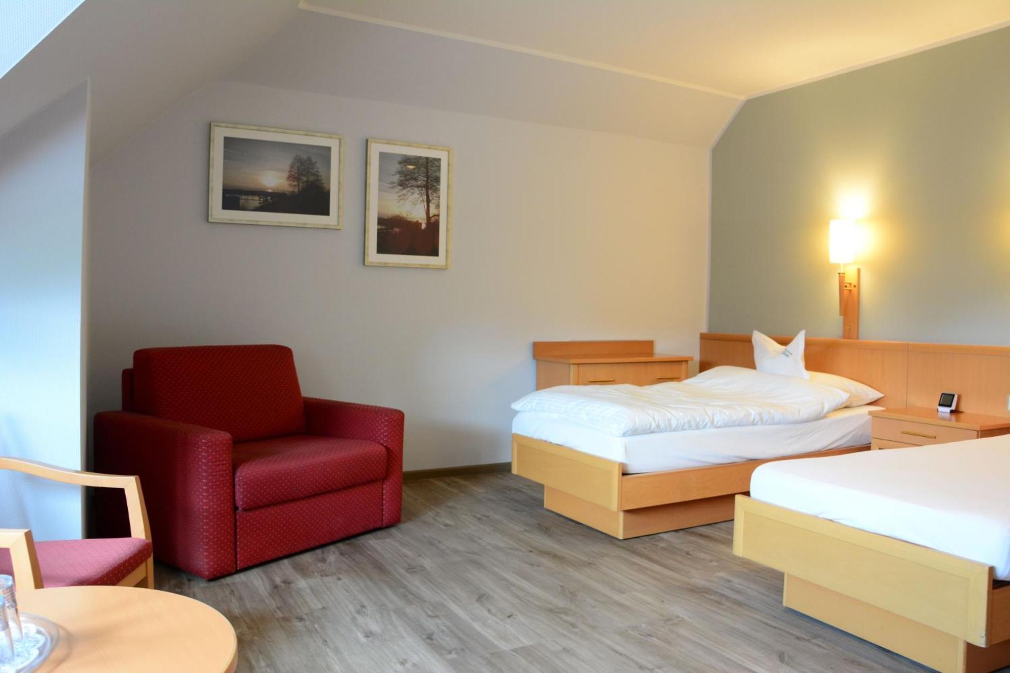 Hotel Restaurant "Zur Post" Holdorf Buitenkant foto