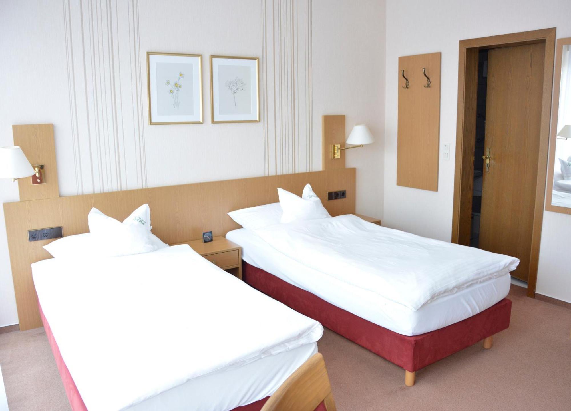 Hotel Restaurant "Zur Post" Holdorf Buitenkant foto